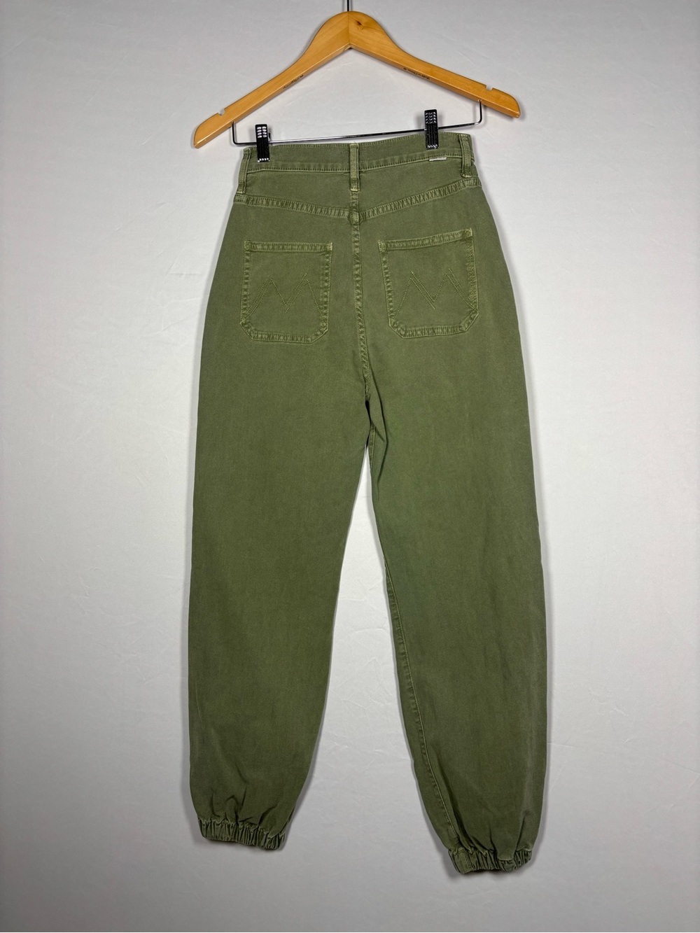 Mother The Swinger Patch Springy Ankle Pants in Avocado, Size 25 - Picture 4 of 9